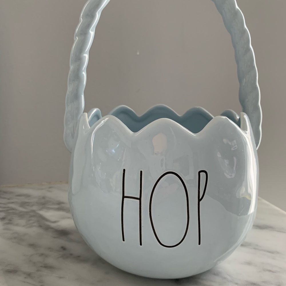 **SOLD**Rae Dunn Artisan Collection HOP Egg Easter Basket